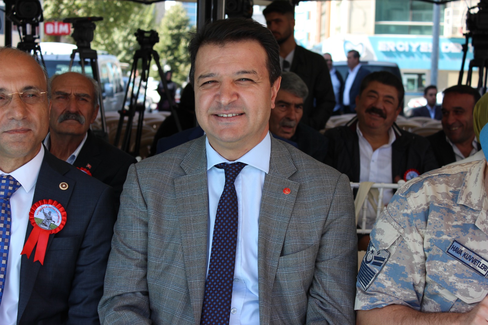 SON DAKİKA… Mahmut Arıkan SP Genel Başkan Adayı oldu