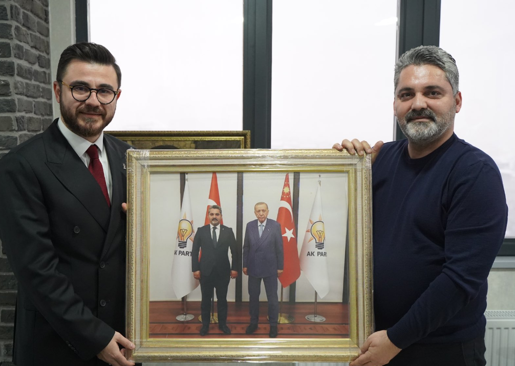 AK Parti Kayseri İl Başkanı Hüseyin Okandan’dan Vefa Mesajı: Fatih Üzüm’ü Ziyaret Etti